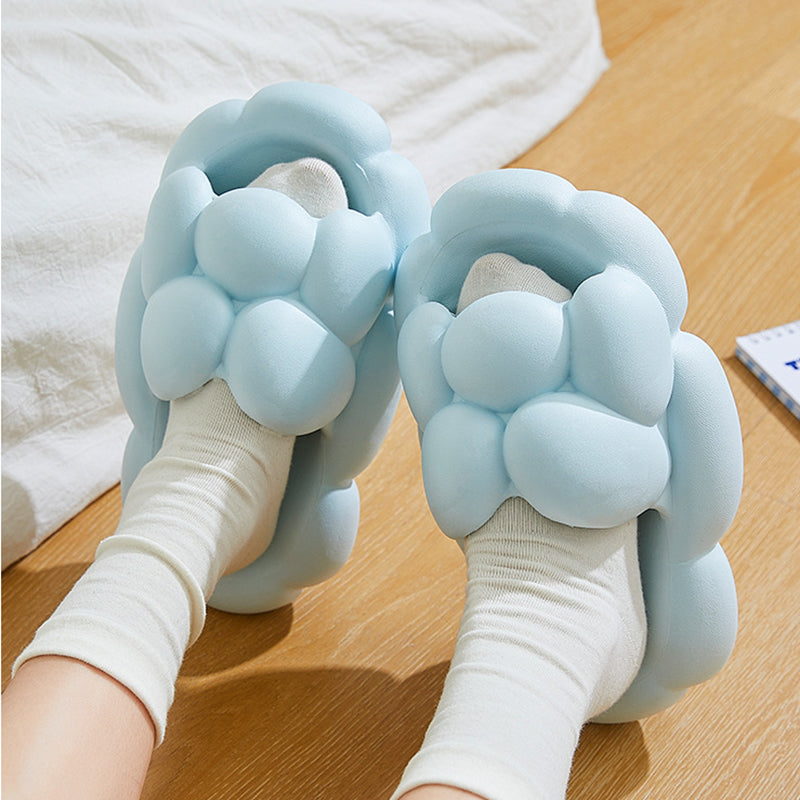 Soft Cloud Design Slippers Cute House Shoes Women Outdoor Indoor Bathroom Slipper - MentorG Store